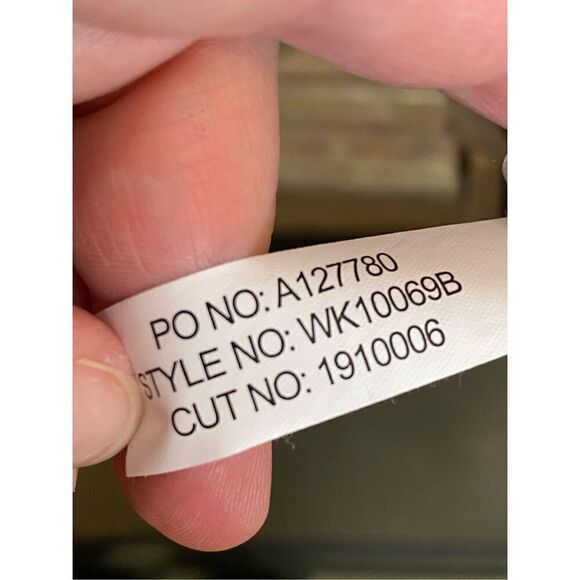 Market & Spruce Beige/Black Striped Soft Knit long Sleeve Tshirt Women’s Size La - Picture 7 of 7